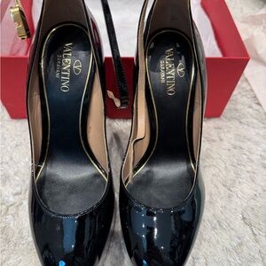 Valentino NIB Black Patent Leather Heels